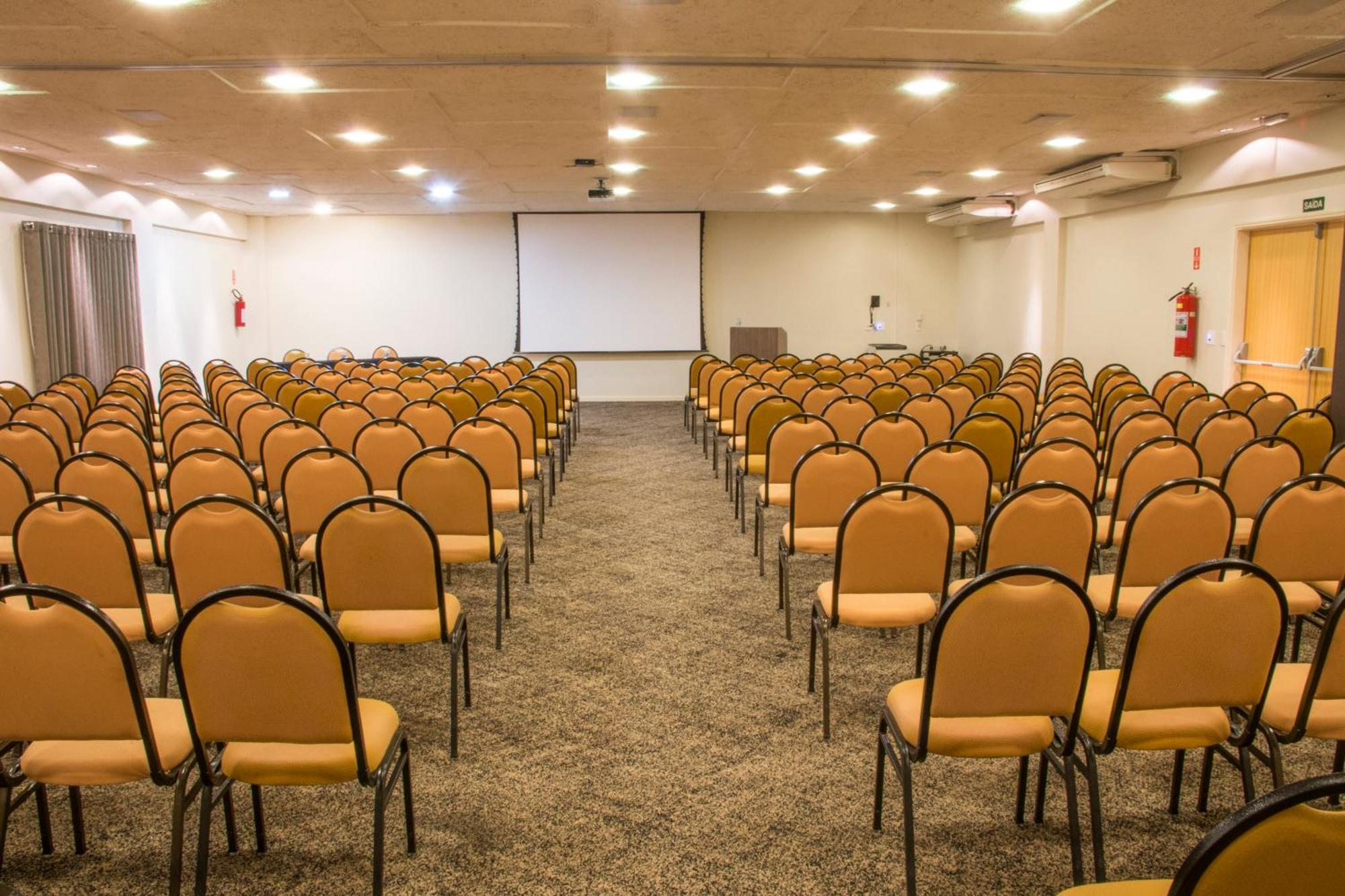 Estoril Hotel Marília Buitenkant foto