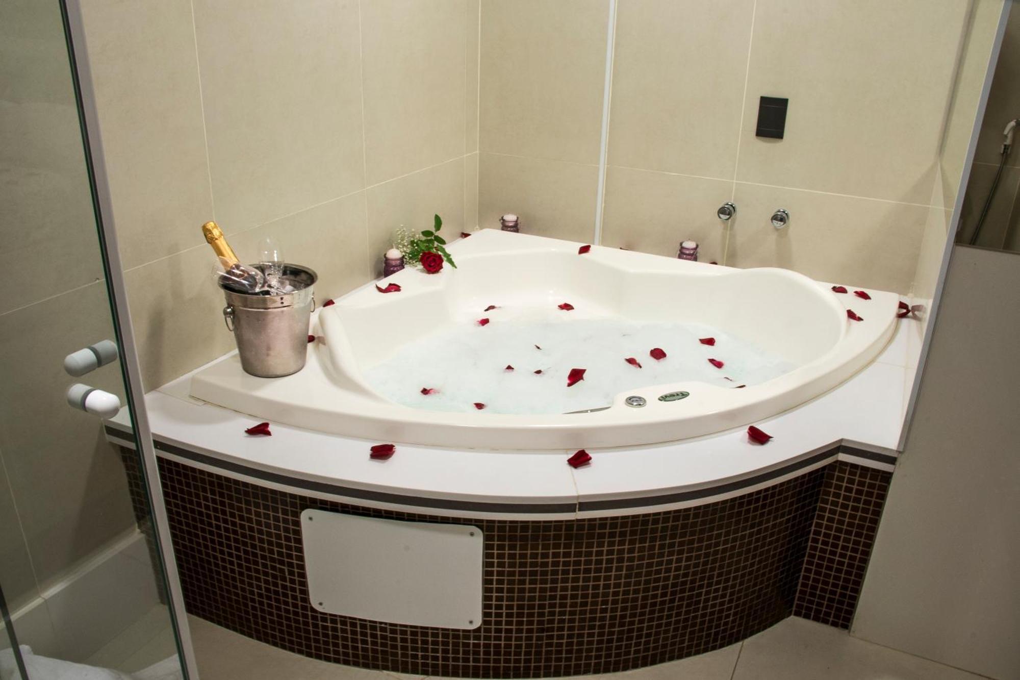 Estoril Hotel Marília Buitenkant foto