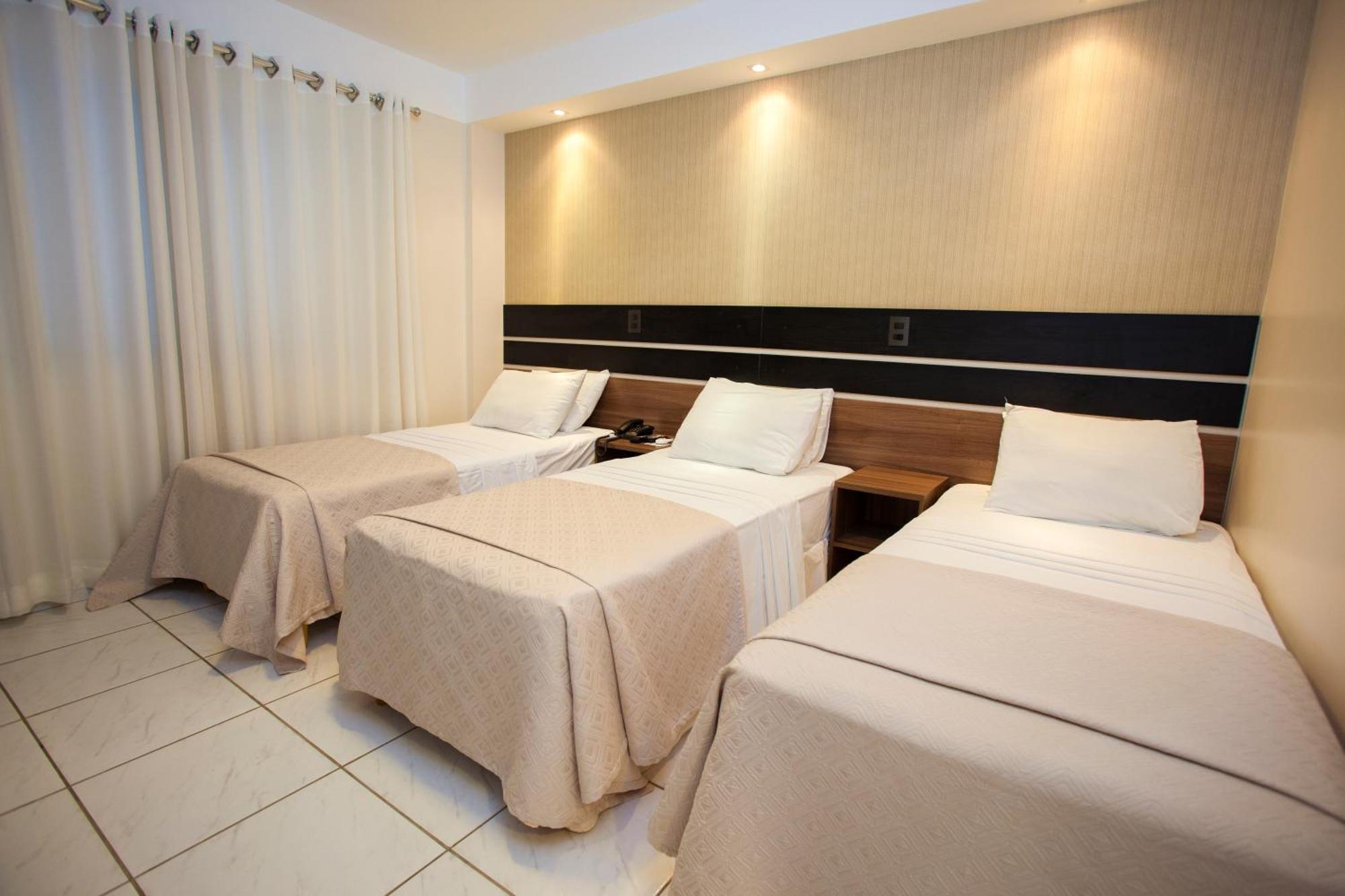 Estoril Hotel Marília Buitenkant foto